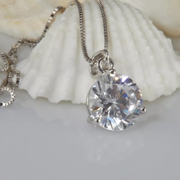 1.8CT Round Martini Pendant 14K Gold - Picture 3 of 6